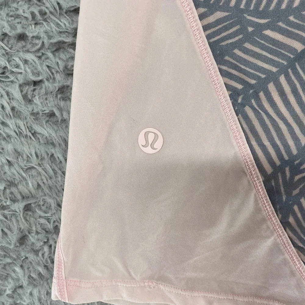 Lululemon Tank Top Womens‎ 10 Light Pink Sheer Overlay Geometric Back Yoga Gym